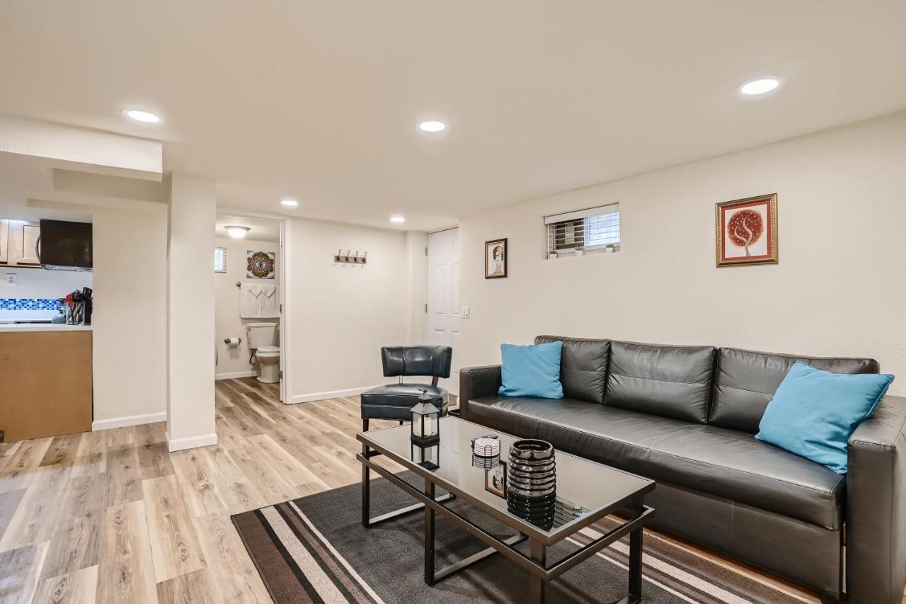 Sloans Lake Getaway - Basement Apartment Near Broncos And Downtown Denver Lakewood Ngoại thất bức ảnh